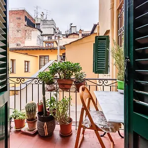 A Due Passi Dal Duomo Di Apartment Florence